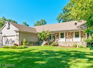 3355 Boyer St, Commerce Township, MI 48390