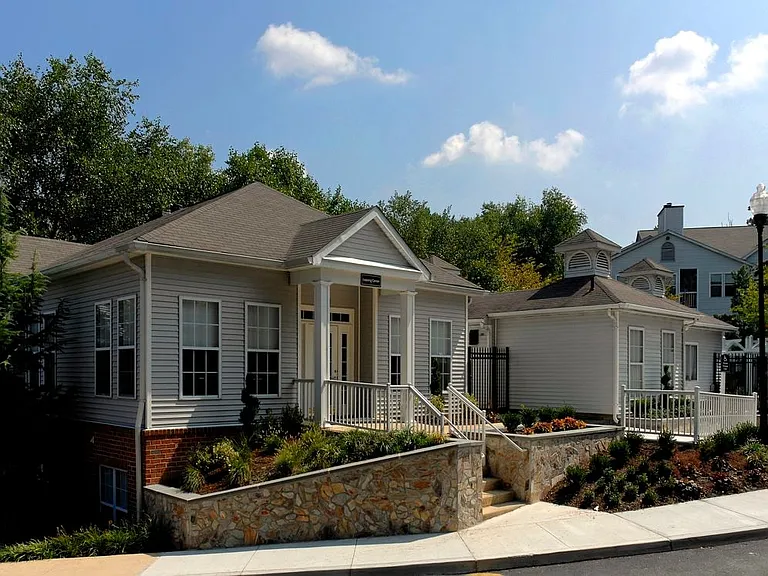 Leasing center entrance