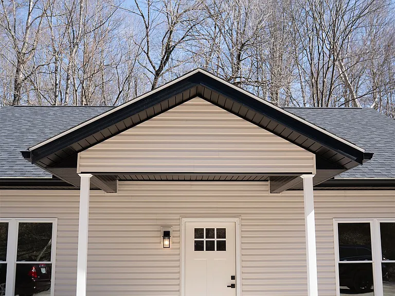 7071 Township Road 466 #B — Photo 2