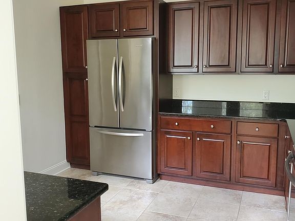 3rd image of 170 Commonwealth Ct N #280