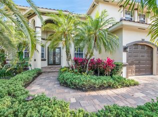 9586 Parkview Ave, Boca Raton, FL 33428