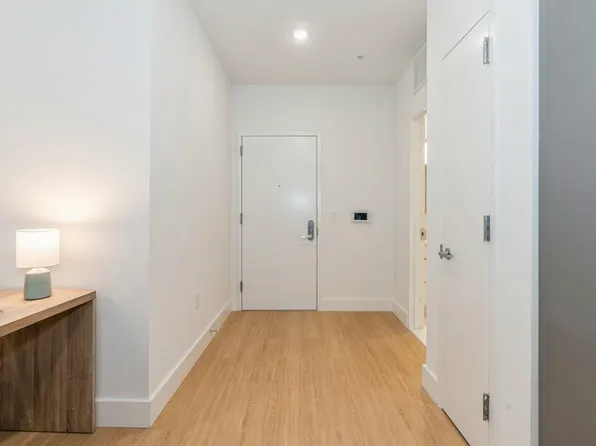 30 3 Vroom Street image 17 of 27