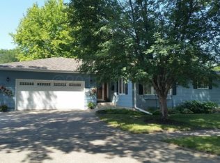501 13th St N, Moorhead, MN 56560