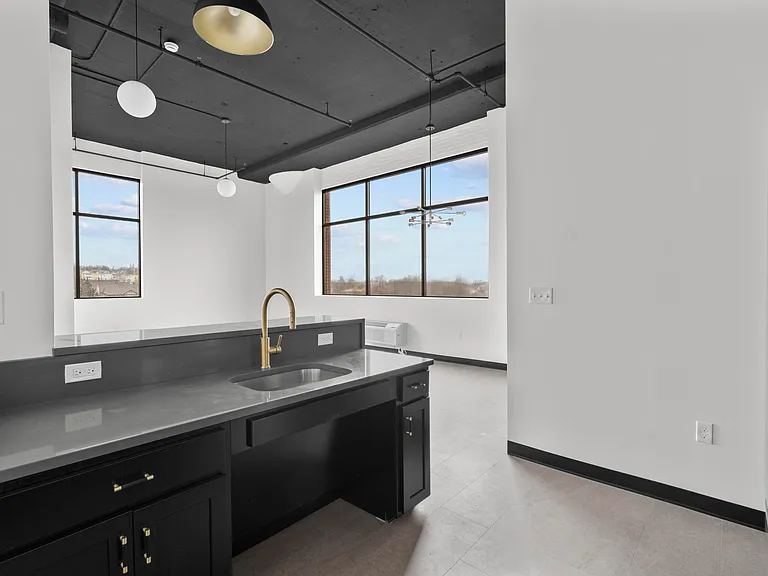 480 Myrtle Street — Photo 51