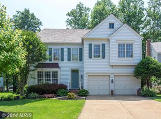 9736 Hidden Valley Rd, Vienna, VA 22181