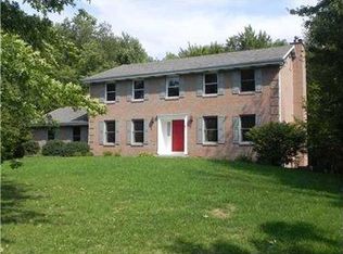 121 Firethorn Rd, Baden, PA 15005