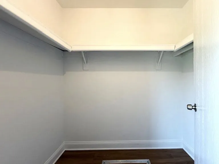 346 Danbury Dr — Photo 15