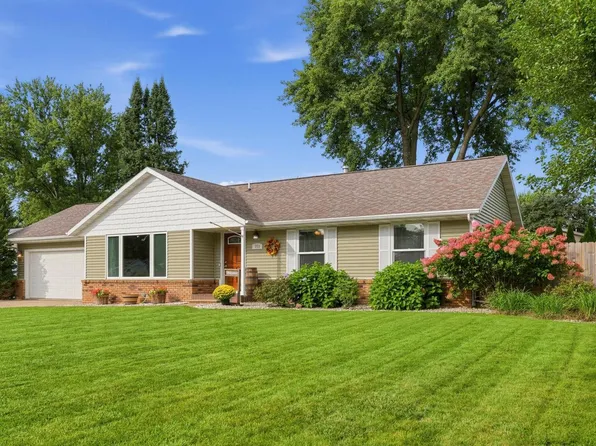 753 Chelsea PLACE, Janesville, WI 53546