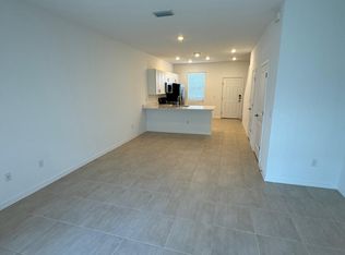 8560 Daybreak St #1, Sarasota, FL 34241