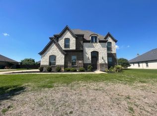 321 Equestrian Dr, Waxahachie, TX 75165