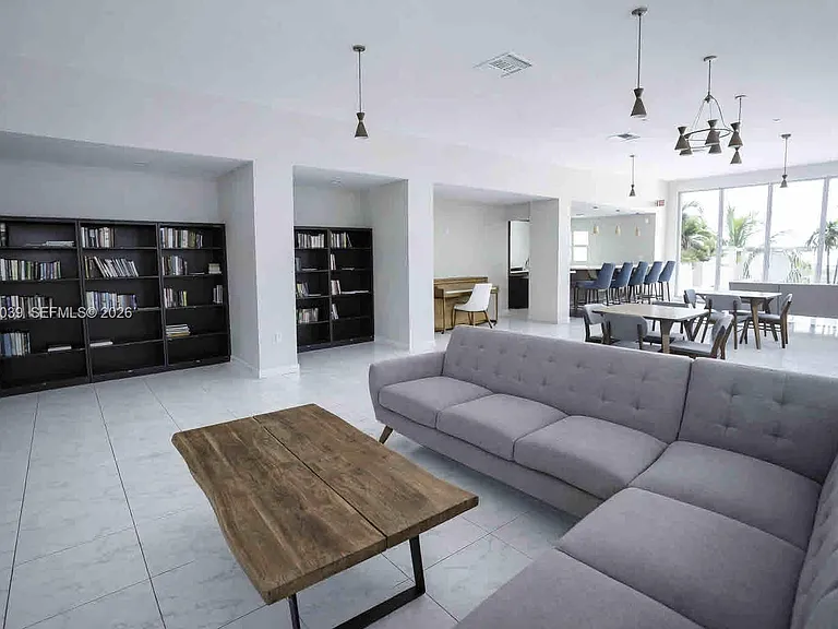 9225 Collins Ave #505 — Photo 6