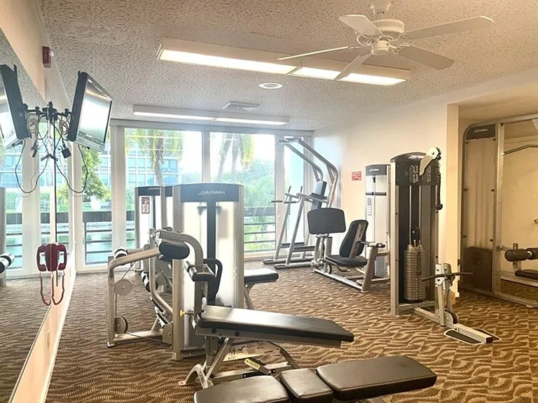 1095 Gulf Of Mexico Dr #104 — Photo 36