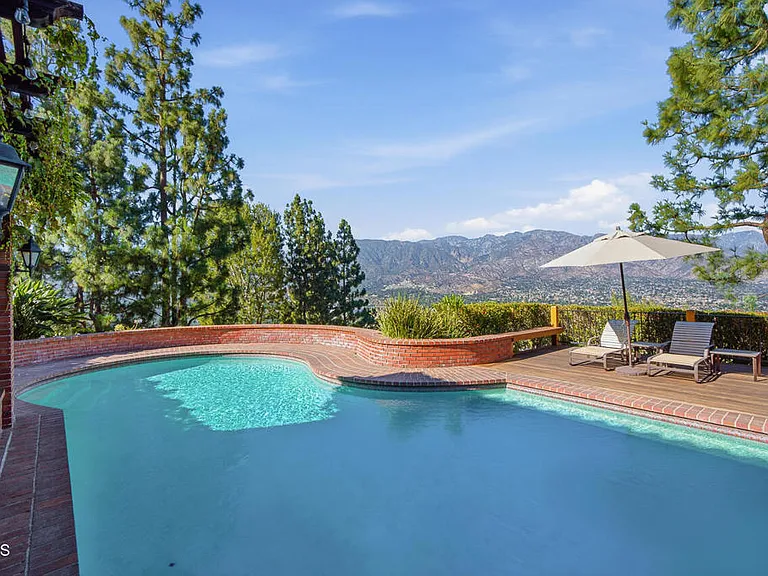 290 Saint Katherine La Canada — Photo 40