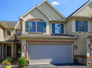 229 Fieldcrest Ln, Ephrata, PA 17522