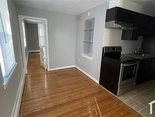 2909 Garrett Rd — Photo 3