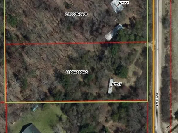 N7255 Lock Rd, Princeton, WI 54968
