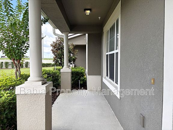 4th image of 10009 Eagle Rock Aly