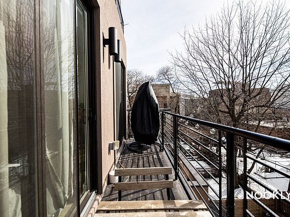 5th image of 1092 Dean St #4