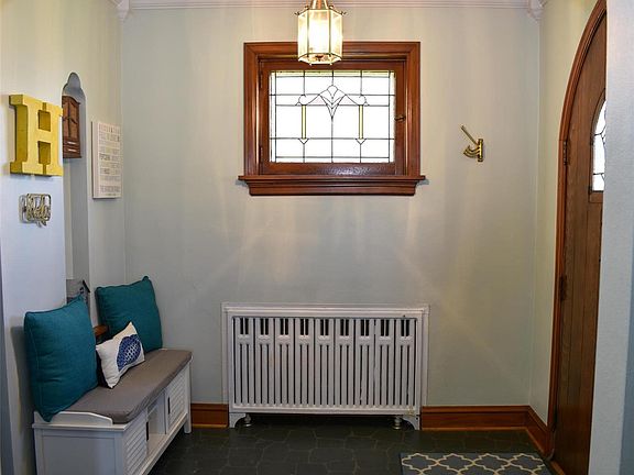 4th image of 6630 Marquette Ave