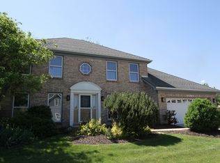 1960 Slippery Rock Rd, Naperville, IL 60565