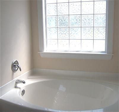 4th image of 4976 Kitts Ct SE