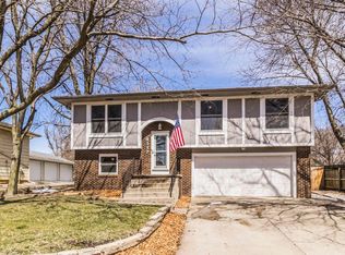 4117 Aplin Rd, Ames, IA 50014