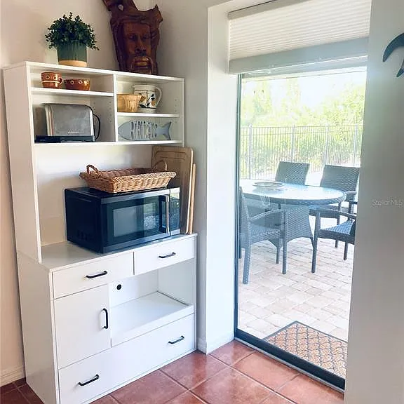 7234 Maguire Ln — Photo 9