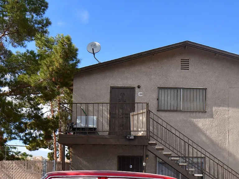 2301 Stewart Ave #A — Photo 20