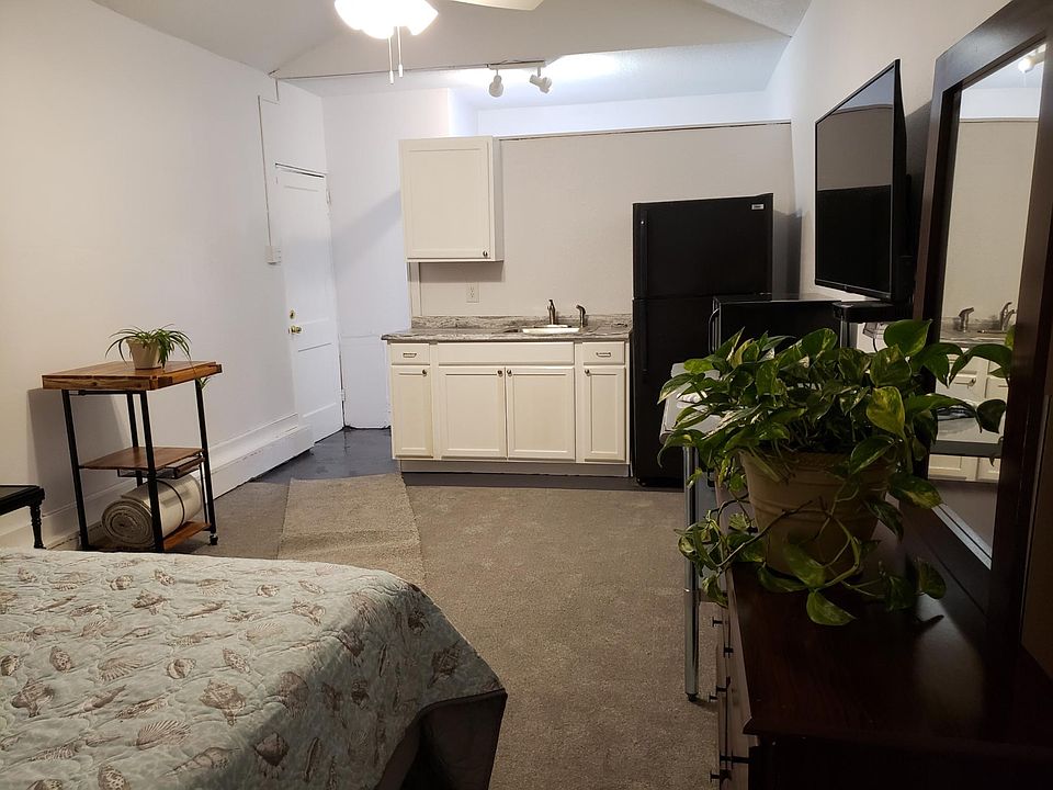 2nd image of 3510 Spring Hill Ave