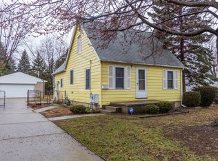 27265 Gilbert Dr, Warren, MI 48093