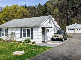 919 W Penn Ave, Robesonia, PA 19551