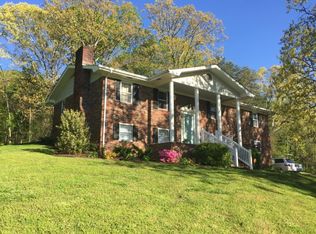 1619 Five Springs Dr, Chattanooga, TN 37419