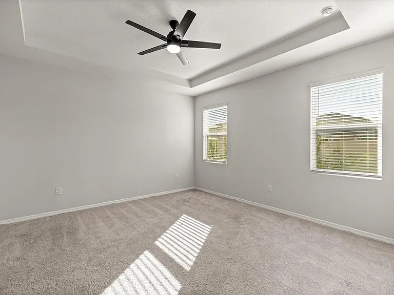 8931 SW 49th Cir — Photo 11