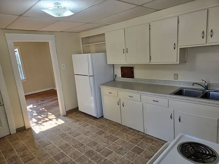 839 E. Walnut St. — Photo 11