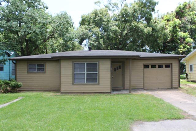 1st image of 3125 North Dr