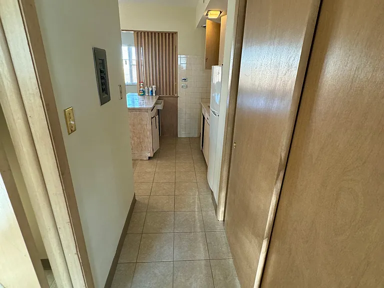 429 W Talcott Rd #2B — Photo 9