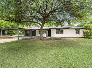 5001 Roxie St, Fort Worth, TX 76117