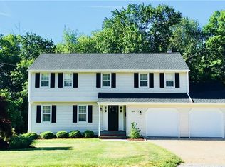 277 Candlewyck Dr, Newington, CT 06111
