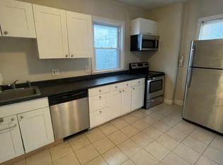 545 Heath St #1, Chestnut Hill, MA 02467