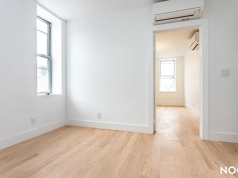 98 Moore St #3F — Photo 6