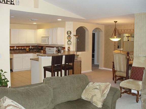 4th image of 50 Irene Ave S