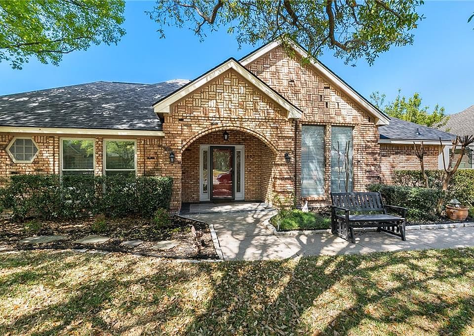 1st image of 803 Mesquite Ln