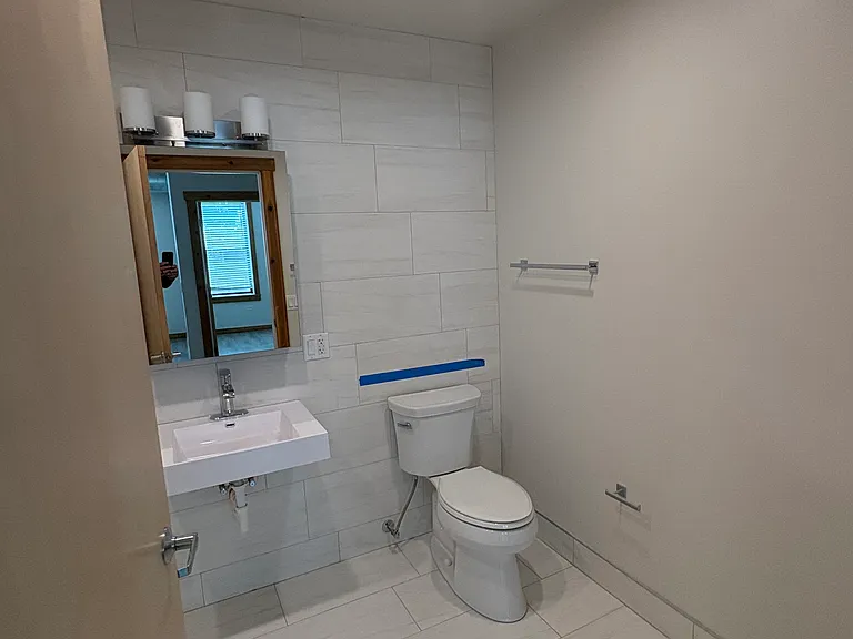 4601 S Ellis Ave #204 — Photo 6