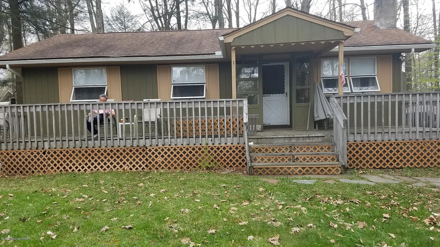 2127 Vacation Ln photo 1