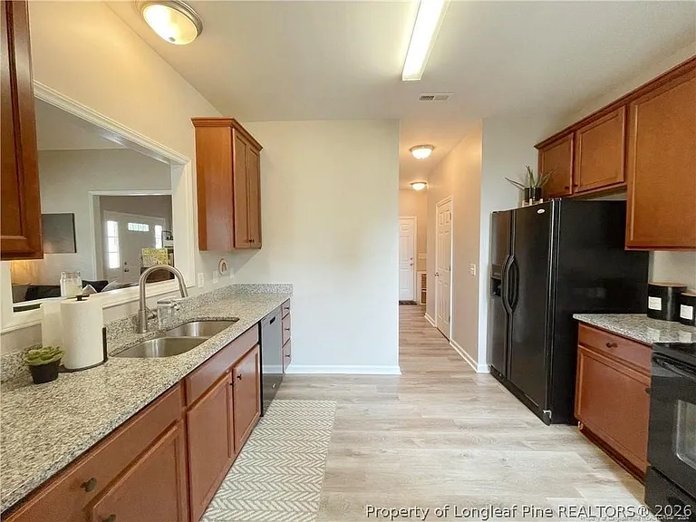 239 Apache Trl — Photo 8