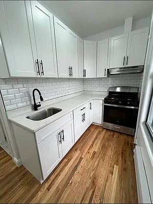 Rented by Standard Living Realty Inc | media 1