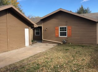 512 S Paula Ave, Wichita, KS 67209