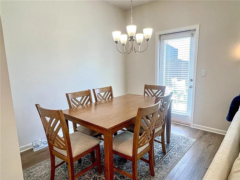 6321 Rosetta Dr — Photo 10