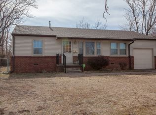 7504 E Newton Pl, Tulsa, OK 74115