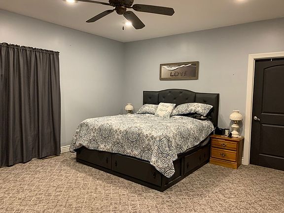 4th image of 102 Parkview Dr